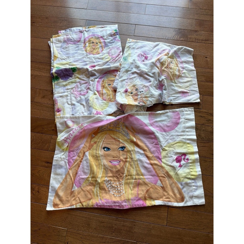 Barbie 3 Piece Twin Sheet Set Flat Fitted Pillowcase
